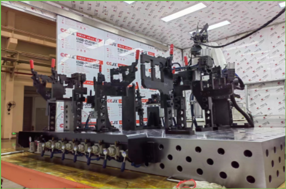 自动化焊接夹具案例4